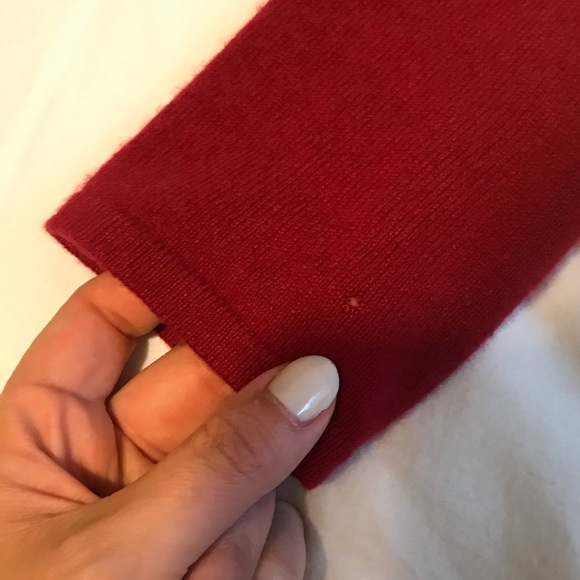 Red Cashmere Sweater - Picture 4 of 4
